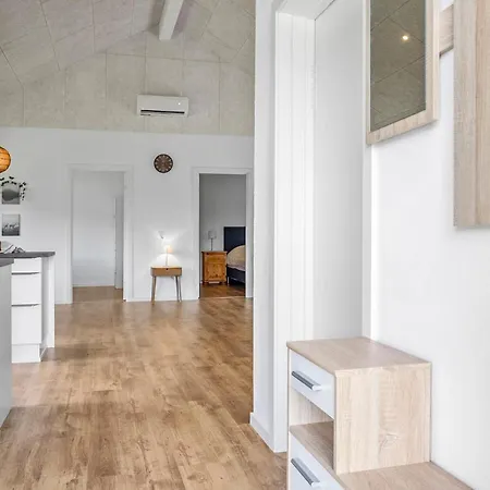 3 Bedroom Amazing In Dom wakacyjny *